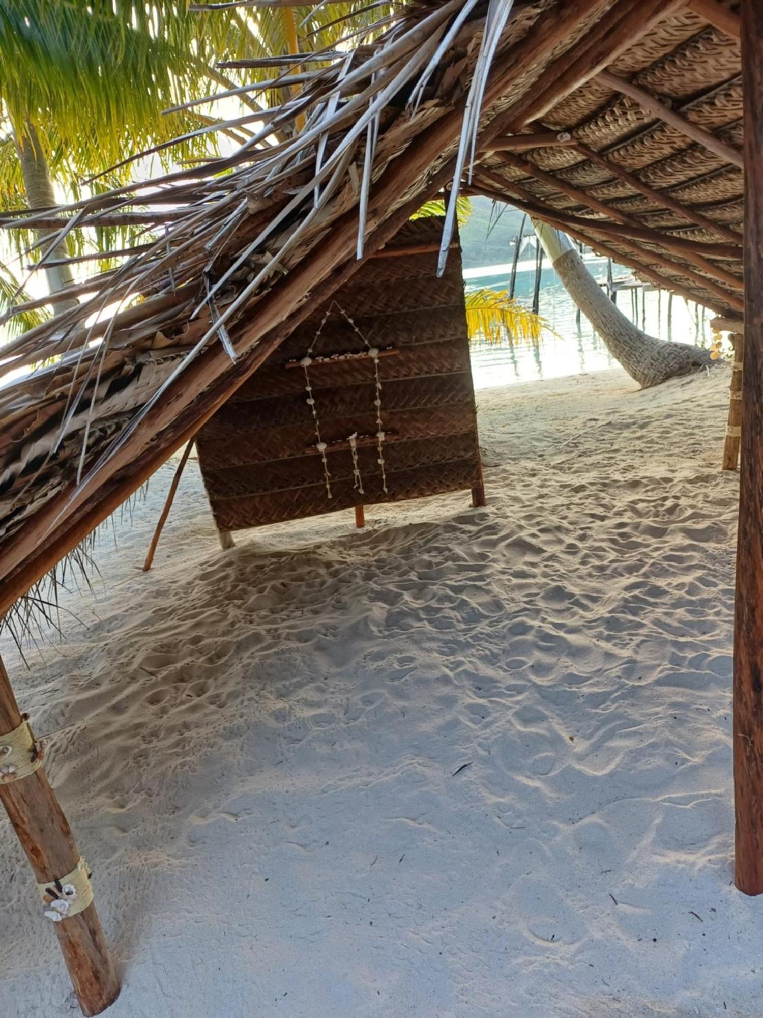 Poemanahere Island Camping A Maupiti Te-Fare-Arii エクステリア 写真