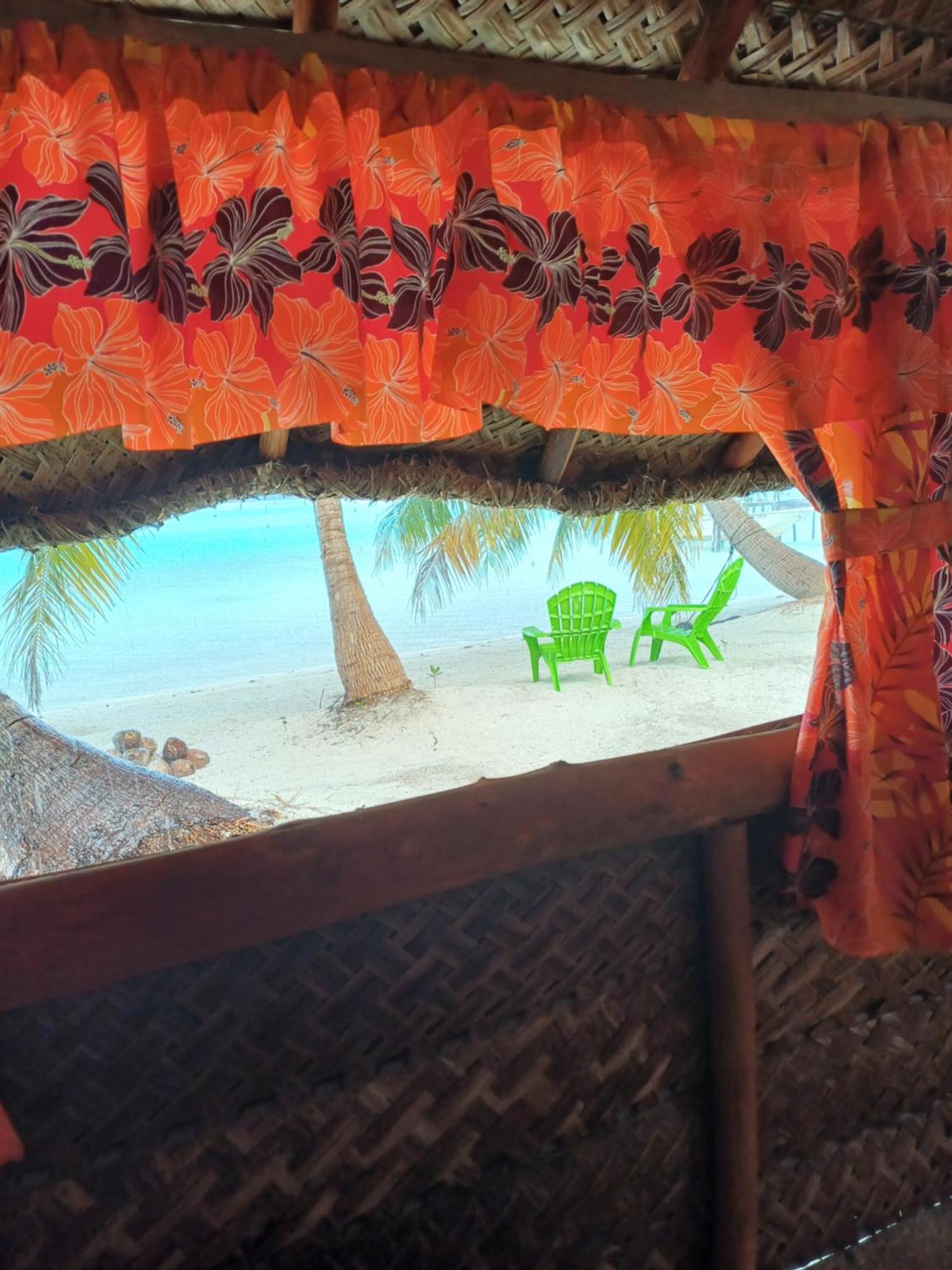 Poemanahere Island Camping A Maupiti Te-Fare-Arii エクステリア 写真